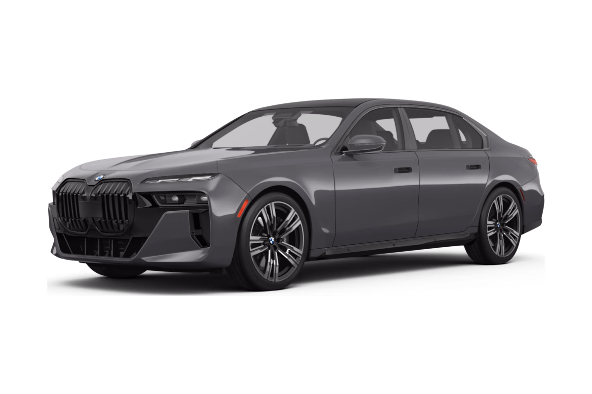 2027 BMW 740i